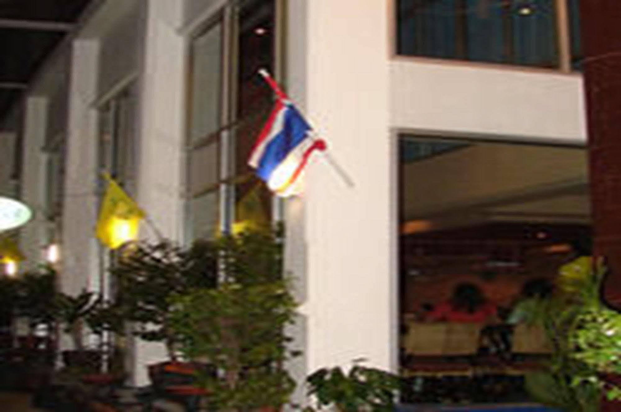 Neo Hatyai Hotel Hat Yai Bagian luar foto