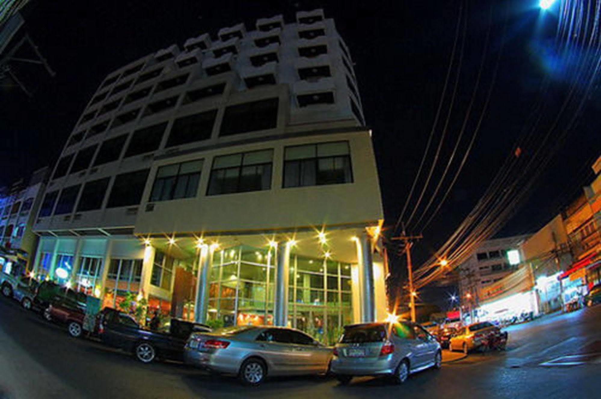 Neo Hatyai Hotel Hat Yai Bagian luar foto